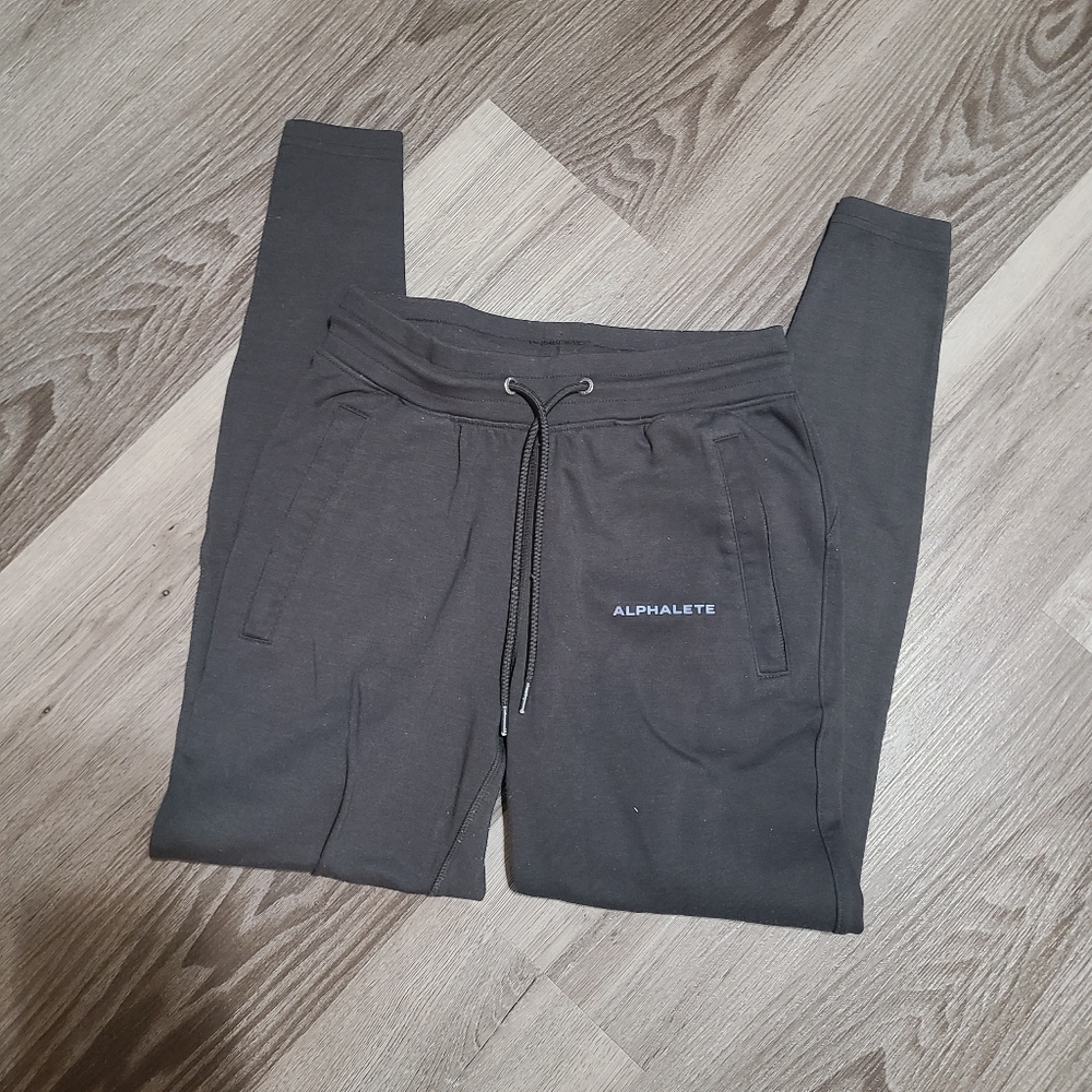 Women's Alphalete Core Joggers Grey Size Small
